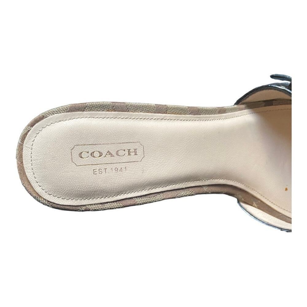 Coach Khaki/Brown Signature Pleated  Sandals, Size 10B - Picture 7 of 8